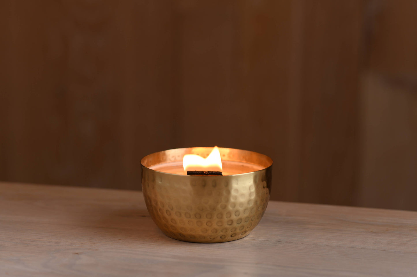 Woodsy Homelife - Fresh Lemon & Crushed Thyme-Solid Brass 14oz Pure Soy Candle