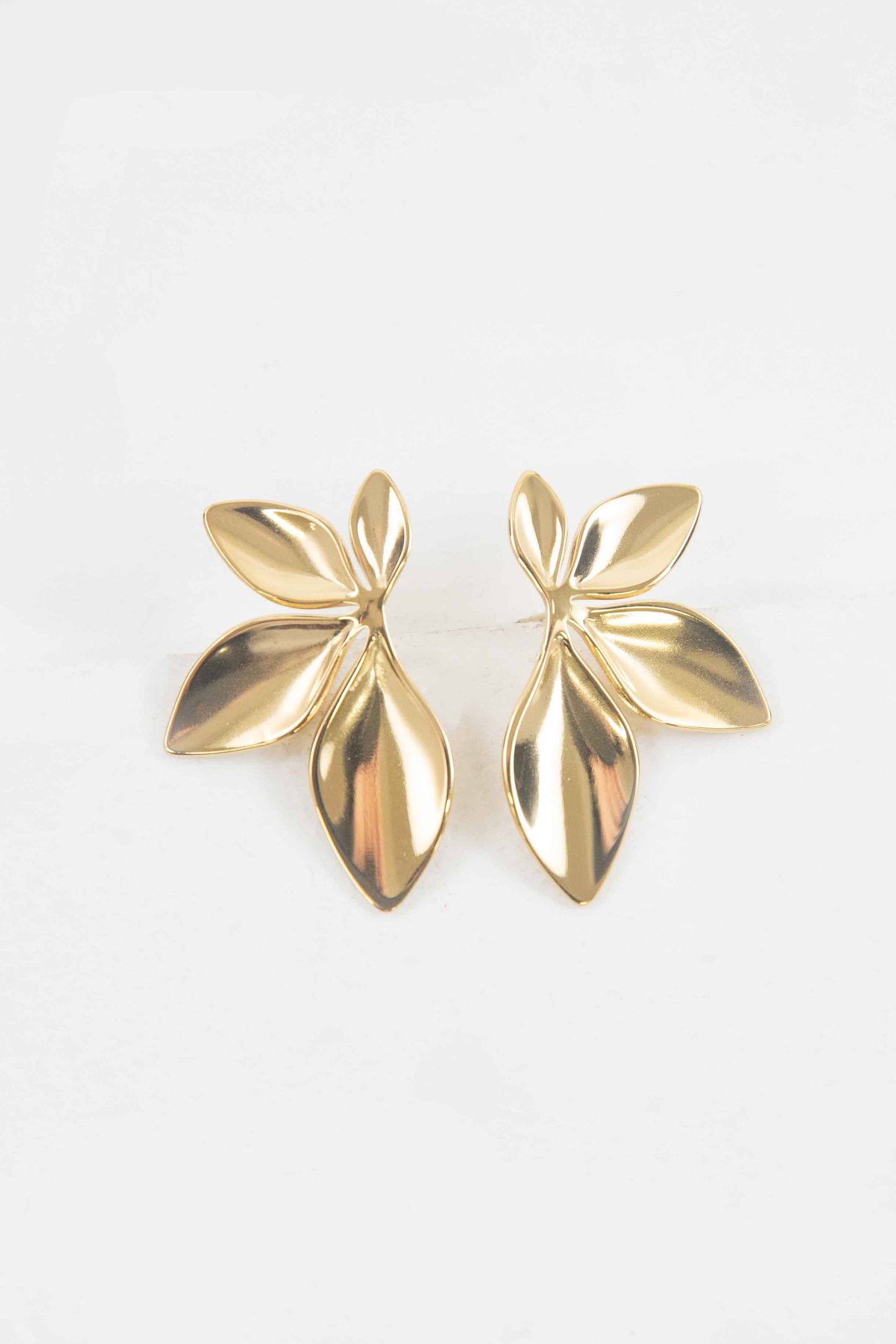 Lovoda - Cascading Petal Post Earrings