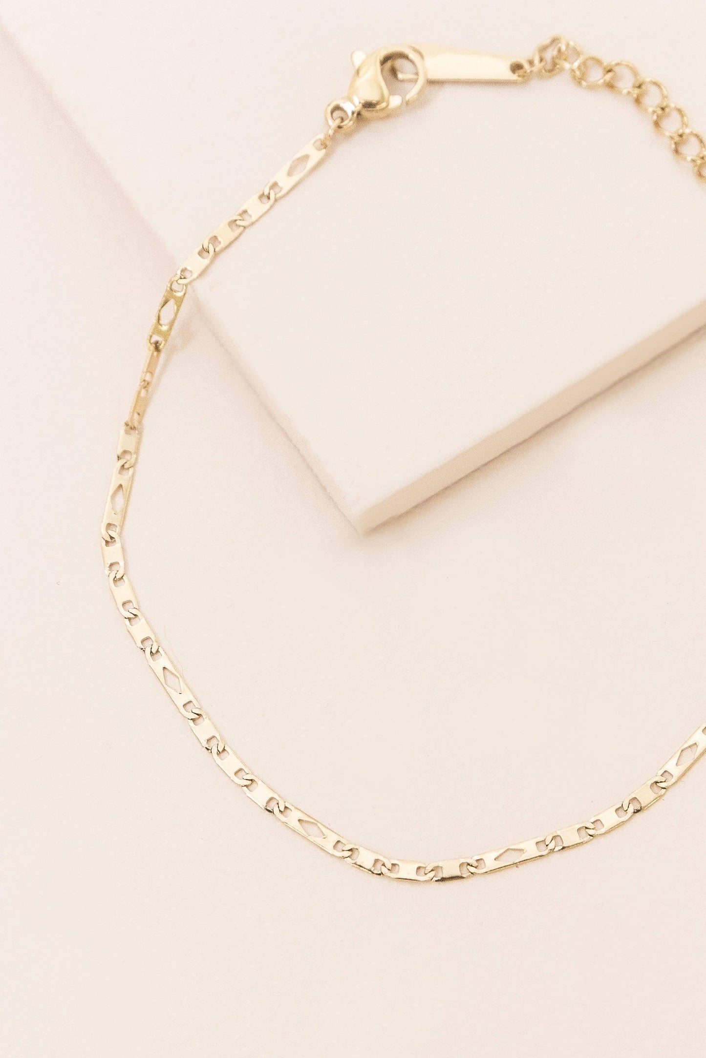 Lovoda - Truly Chained Bracelet (14K)