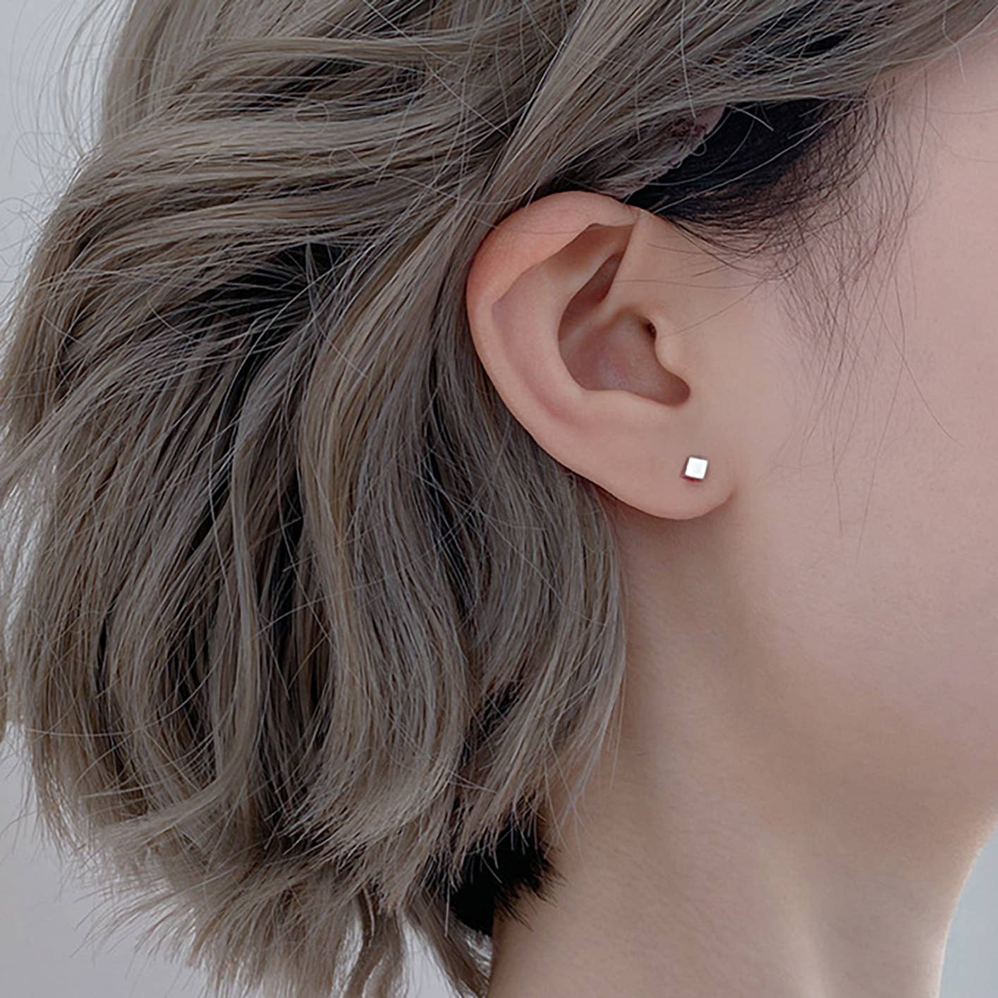 Melange Blanc - Ivy square stud earring, square earring, dainty stud