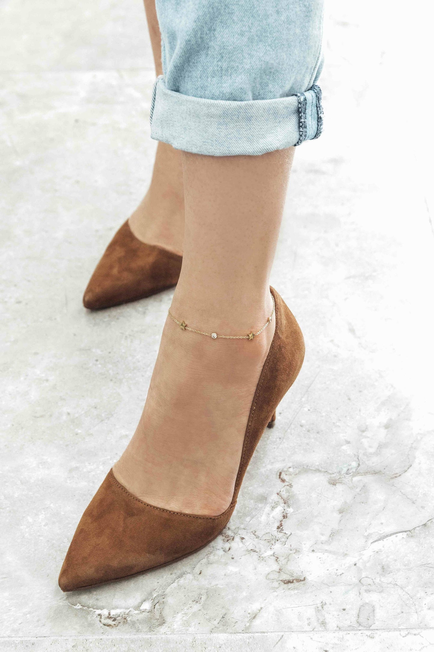 Lovoda - Starry Eyed Rhinestone Anklet | Gold