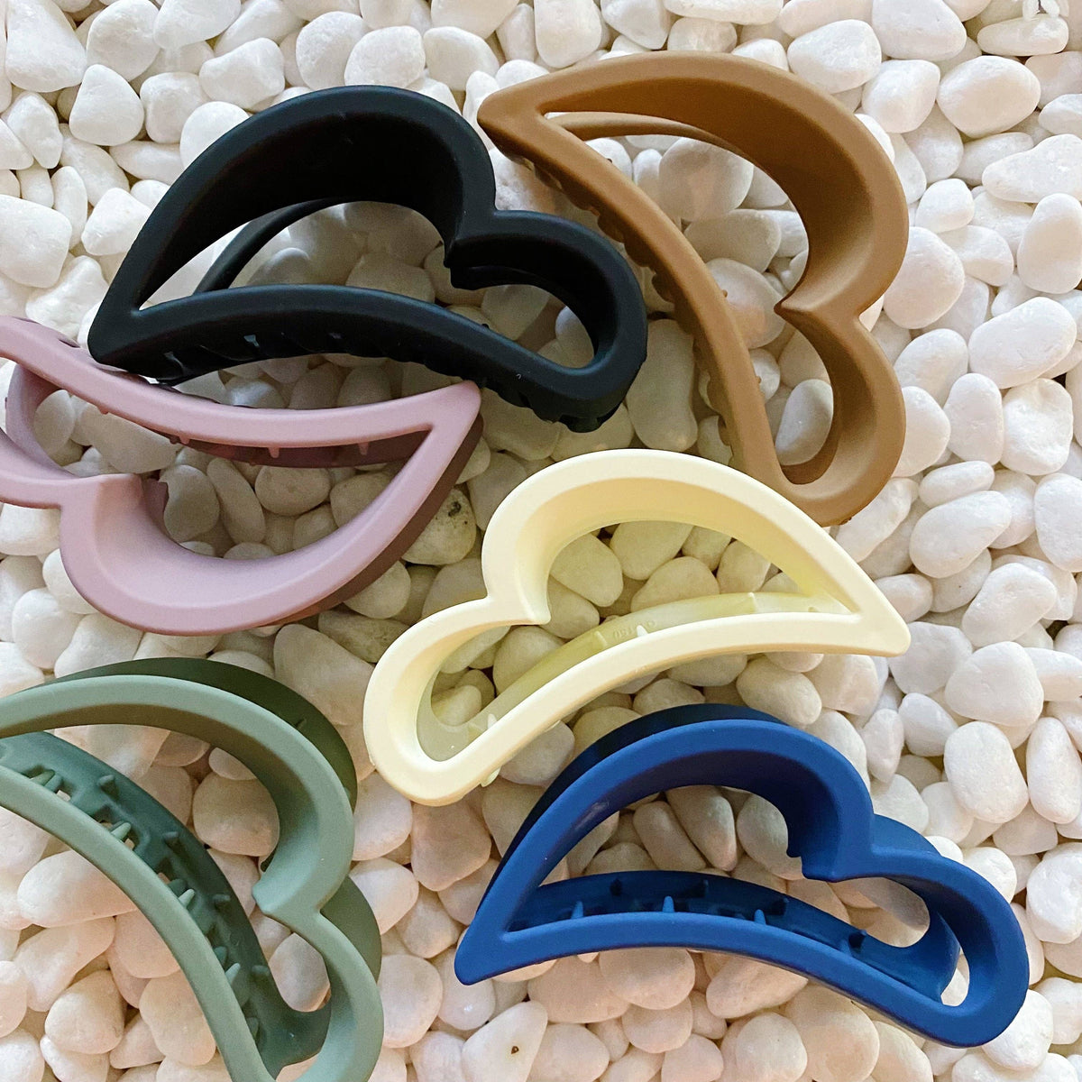 Ellison+Young - Behalf Of Your Heart Hair Claw Set