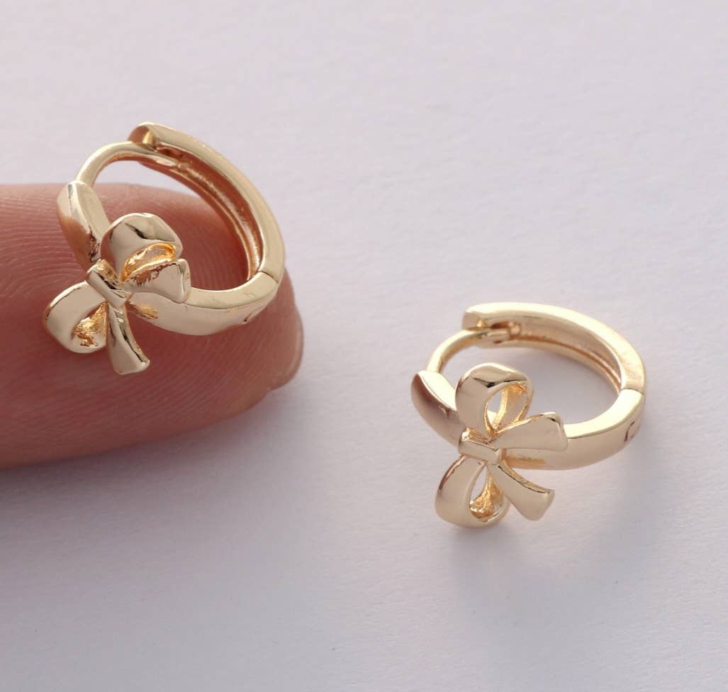 Twig & Rue boutique - Bow huggie hoops