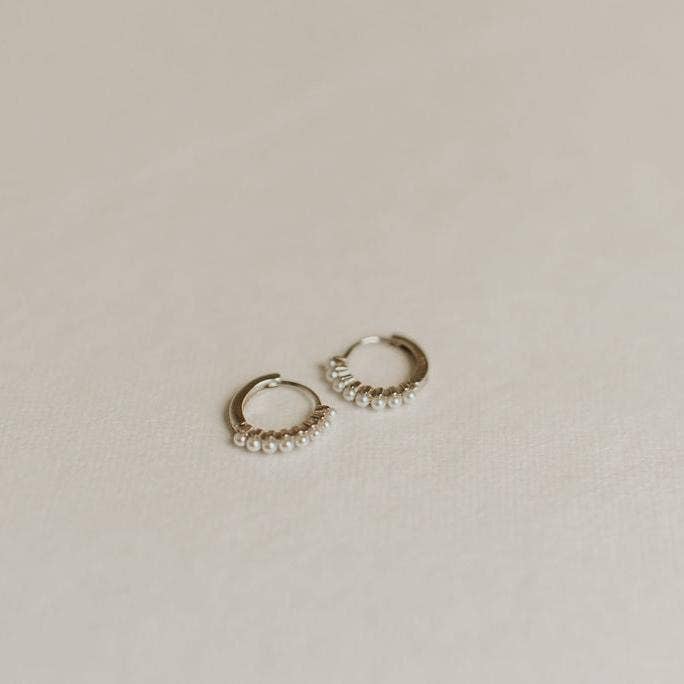Mauve Jewelry Co. - Grace Pearl Hoops