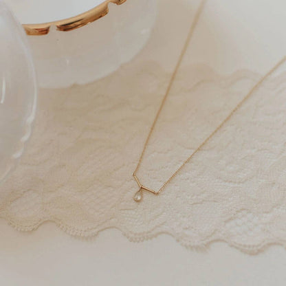 MV101 Mauve Jewelry Co. - Harper Diamond Teardrop Necklace