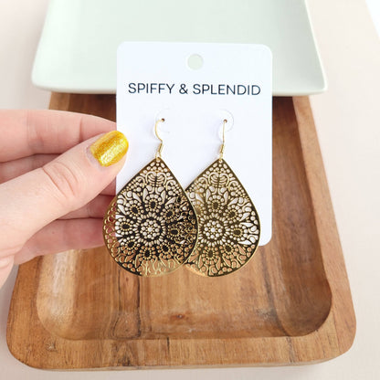 Spiffy & Splendid - Camilla Pendant Earrings - Gold // Jewelry