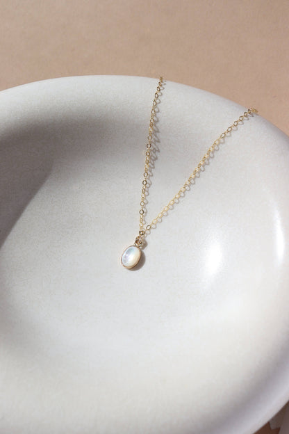 Token Jewelry - Aurelia Mother of Pearl Pendant Necklace
