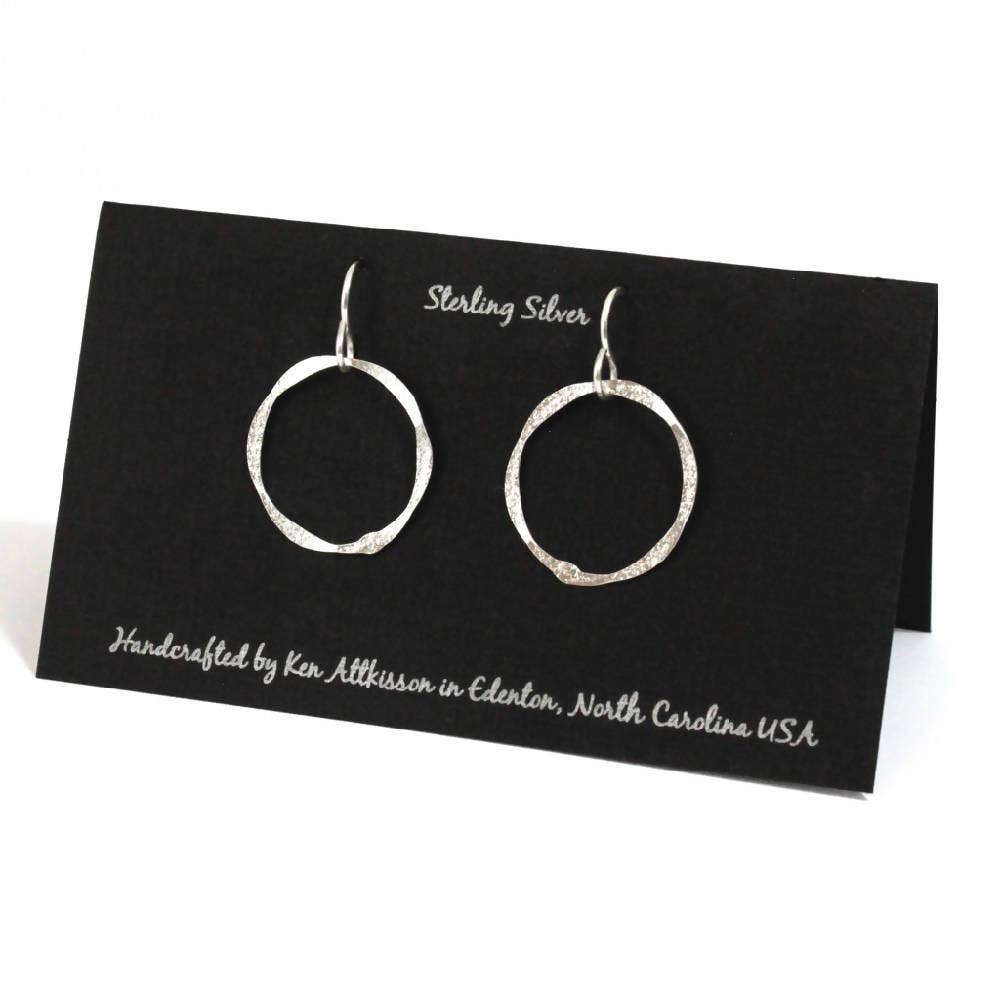 ER61 Ken’s handcrafted jewelry - Sterling Silver Earrings Circle Hammered