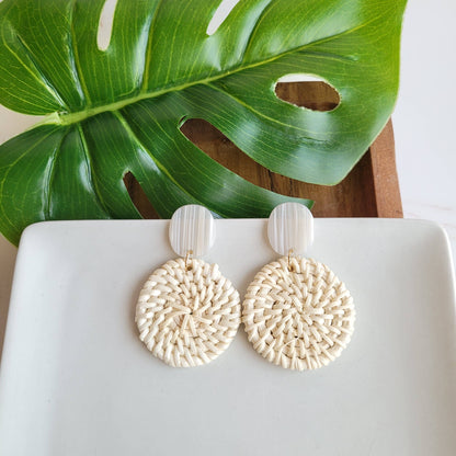Spiffy & Splendid - Dominica Earrings - Light Rattan Seashell // Resort, Jewelry