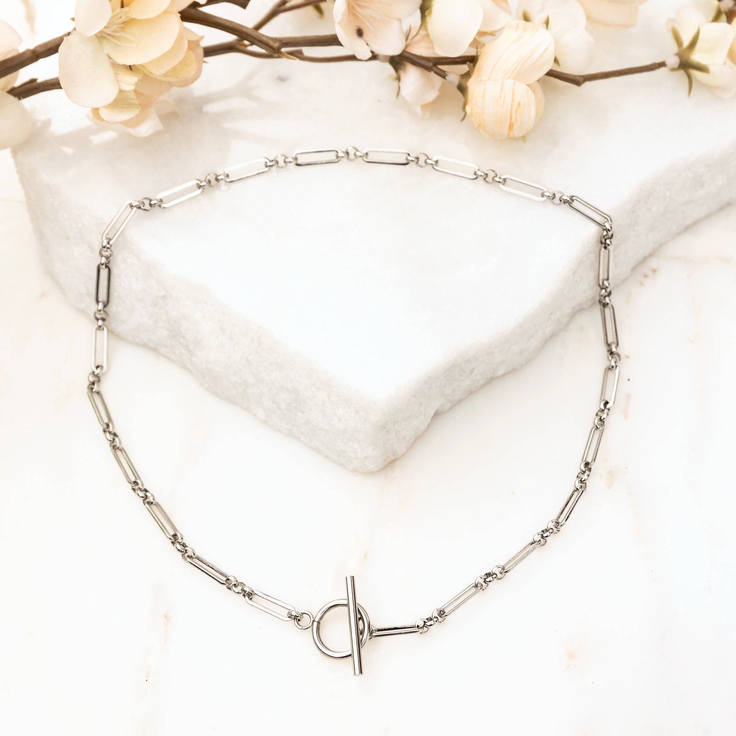 Aili's Corner - 18K STAINLESS STEEL TOGGLE CHAIN NECKLACE