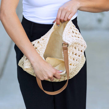 Aili's Corner - Dahlia Woven Straw Shoulder Bag