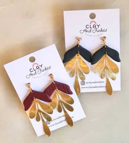 Clay and Trinkets - Rachel Dangles Black