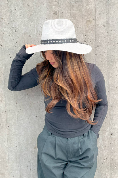 Jen & Co. - HAT2497 Mary Straw Fedora w/ Leather Chain Band