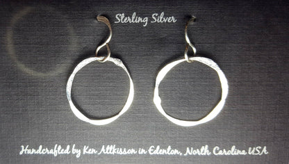 ER61 Ken’s handcrafted jewelry - Sterling Silver Earrings Circle Hammered