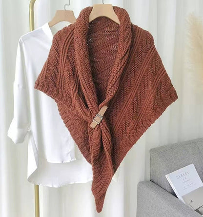 JC Sunny Fashion - JC63305 Hand Crafted Buckle Triangular Shawl