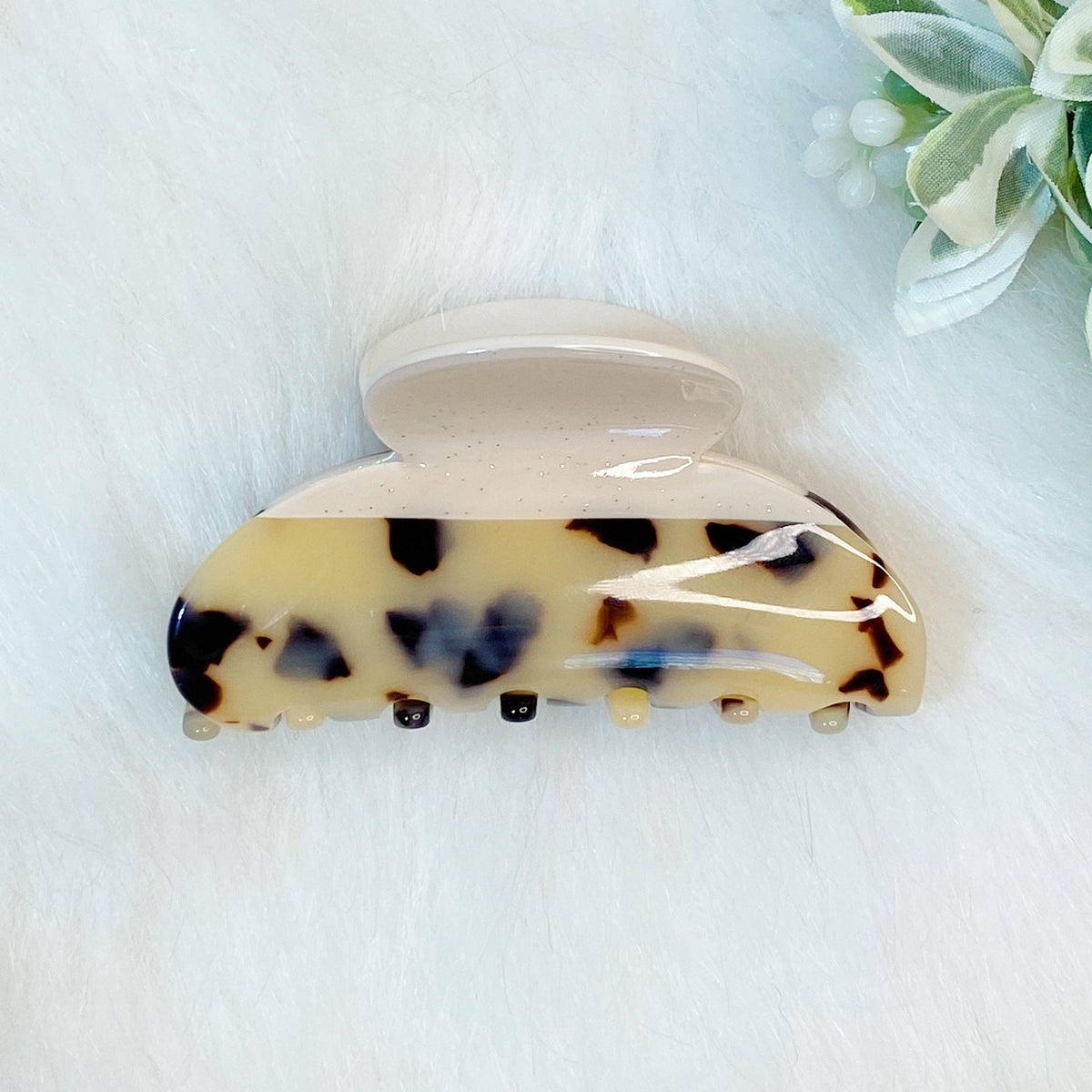 Ellison+Young - Two Toned Luxe Hair Claw