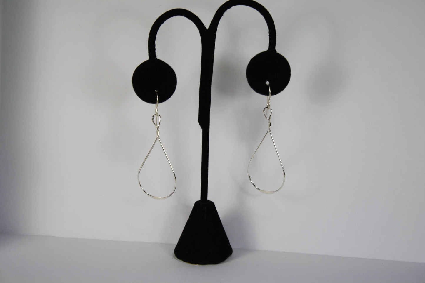 ER395 Ken’s handcrafted jewelry - Sterling Silver Twist/Medium Tear Drop