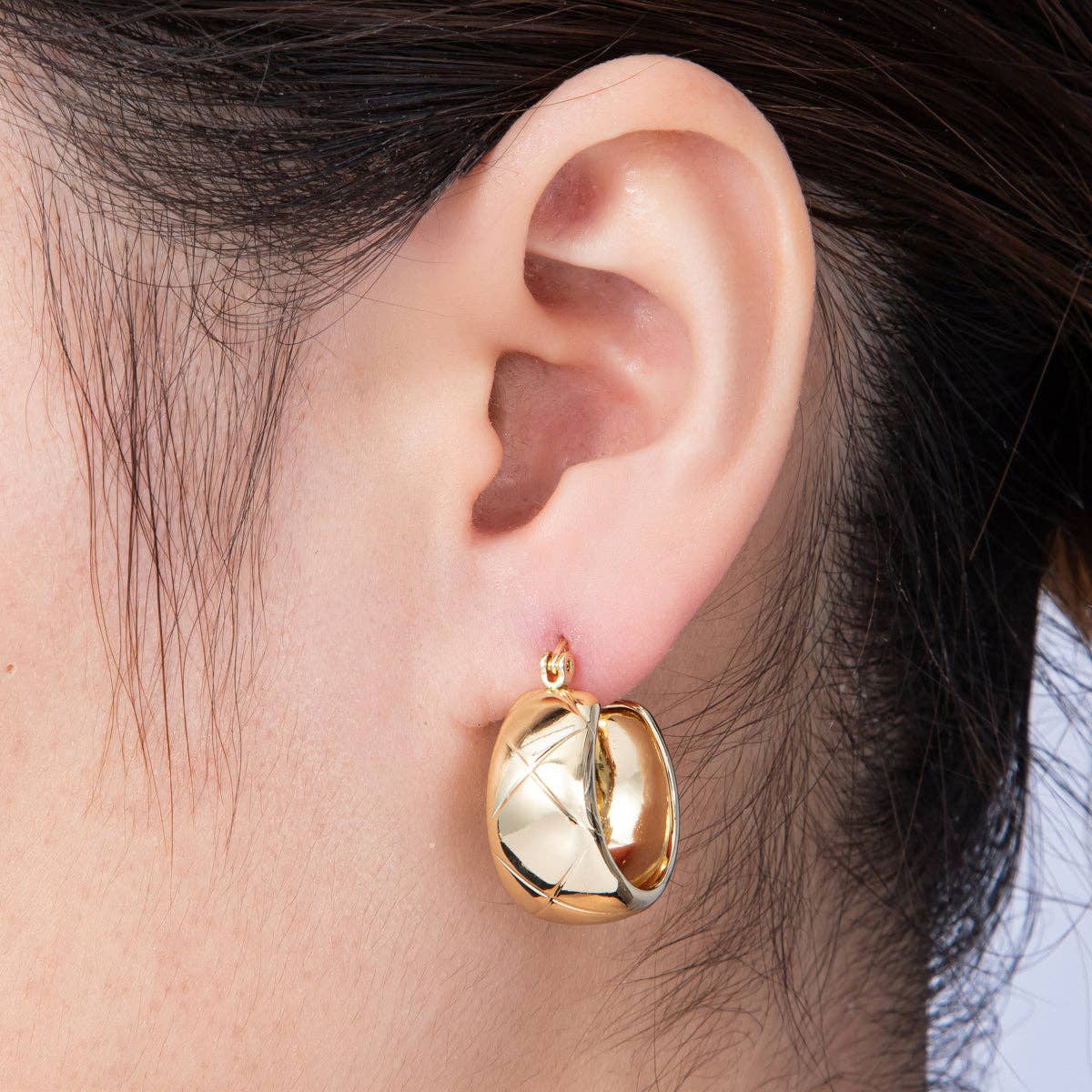 Aim Eternal - 14K Gold Filled 25.5mm Wide Quilted Latch Hoop Earrings | Earrings-00132