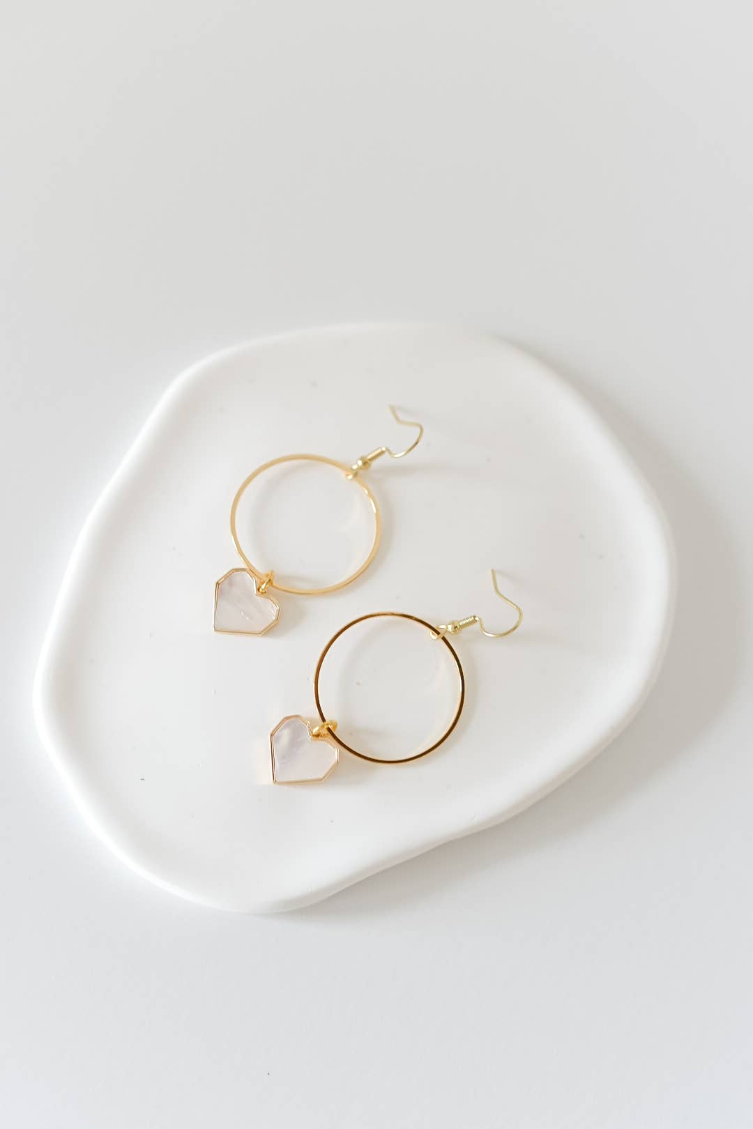 Bella Rey jewelry - Jenni pearl heart 18k gold plated earrings | hypoallergenic