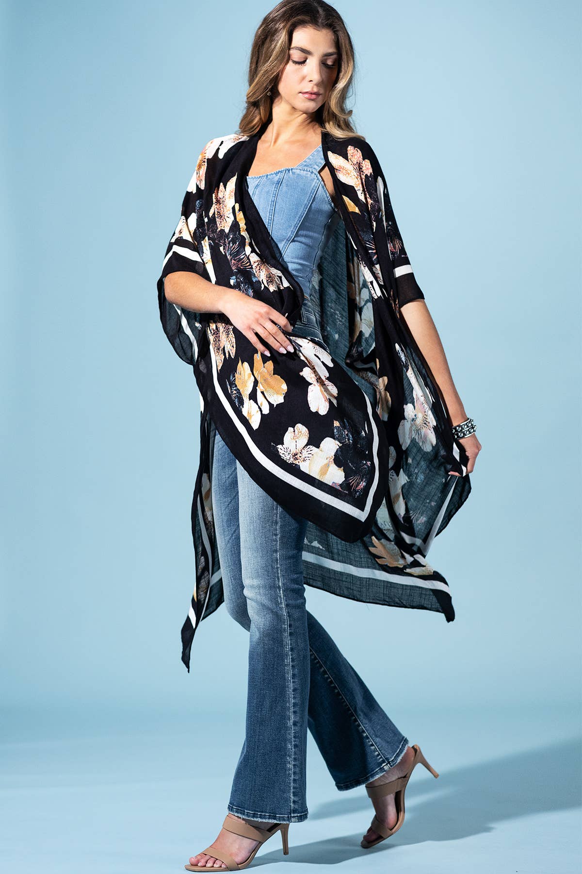 Urbanista - Moonlit Floral Viscose Kimono