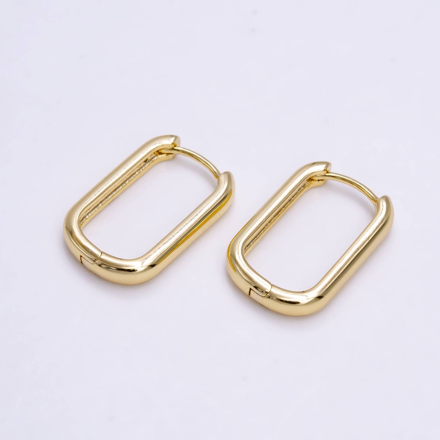 Aim Eternal - 14K Gold Filled 18mm Oblong Minimalist Huggie Hoop Earrings
