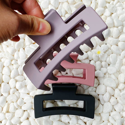 Ellison+Young - Monotone Hair Claw Set