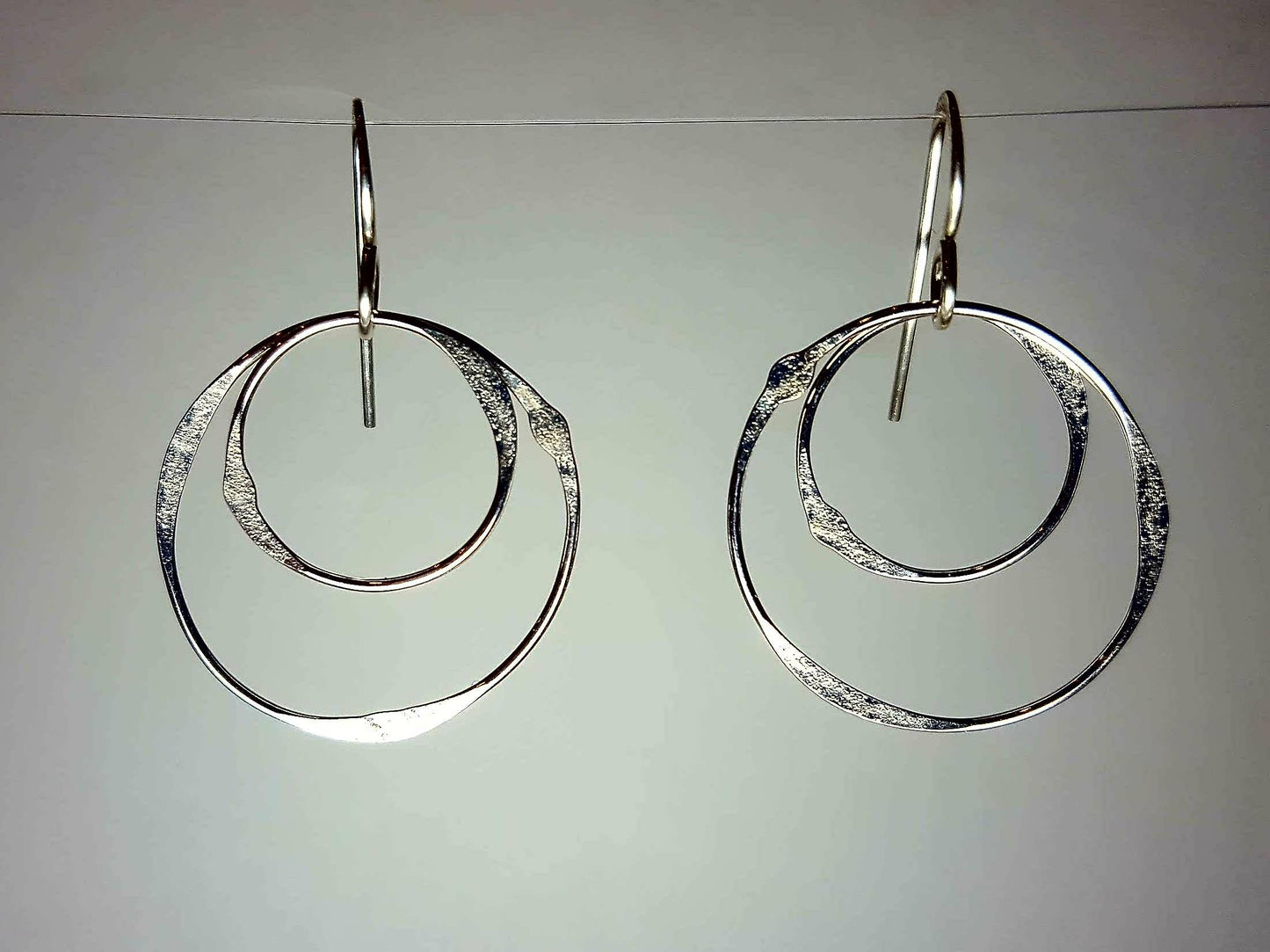 ER373 Ken’s handcrafted jewelry - Sterling Silver Circle Medium Multiple