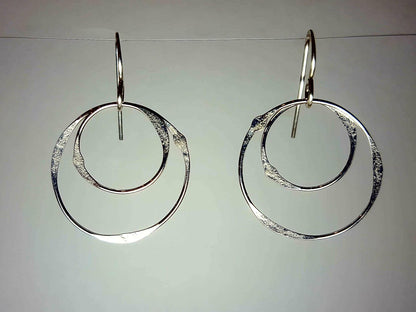 ER373 Ken’s handcrafted jewelry - Sterling Silver Circle Medium Multiple