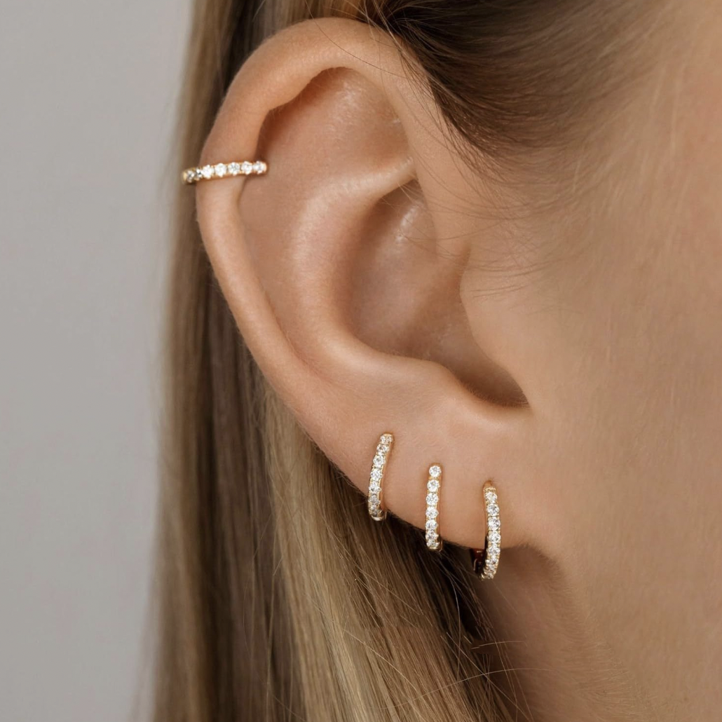 Melange Blanc - E172 paved dainty huggie hoop earrings