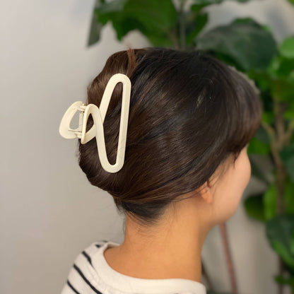 Ellison+Young - Hold Your Hair Claw Set of 3