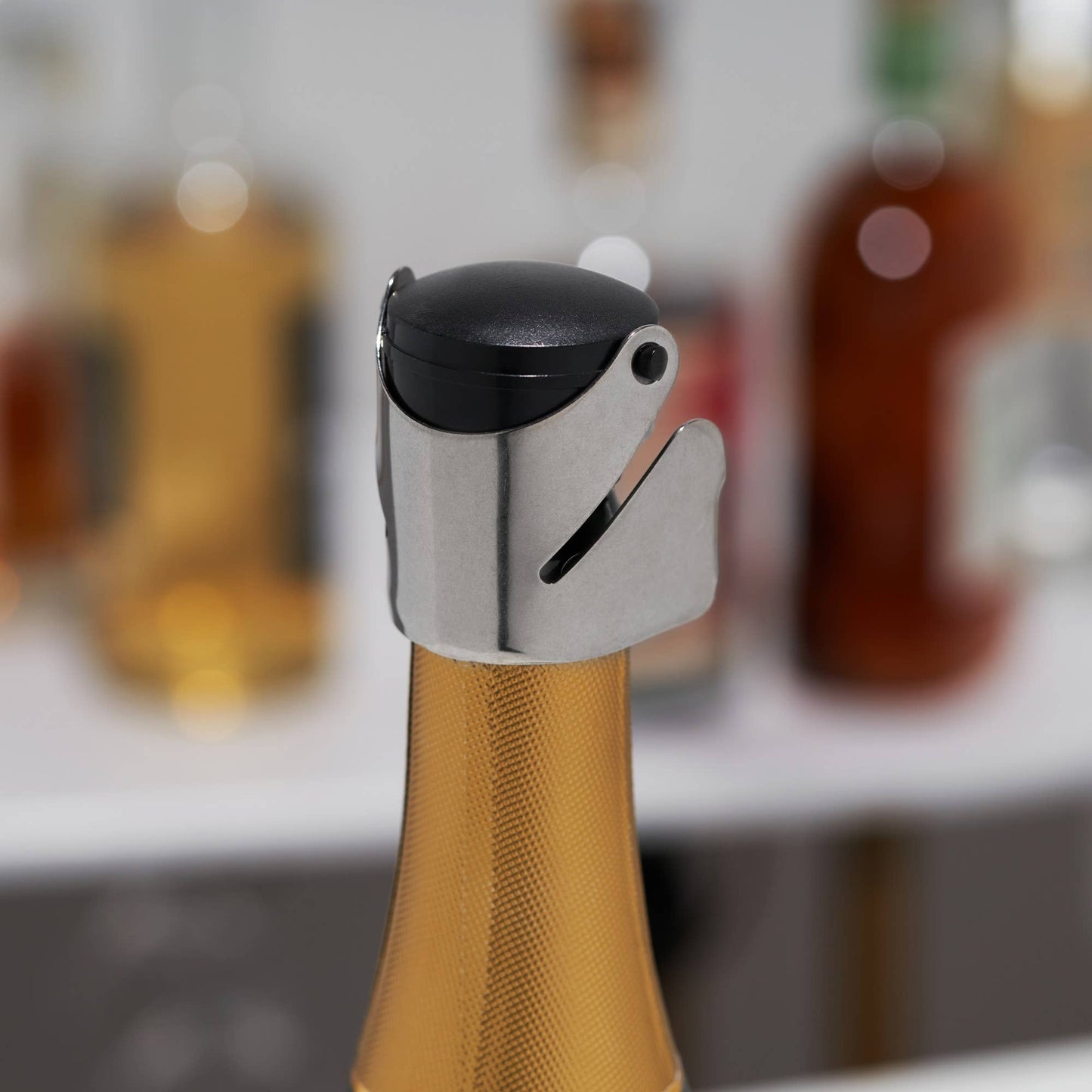 TRUE - Beret Slip On Airtight Champagne Bottle Stopper