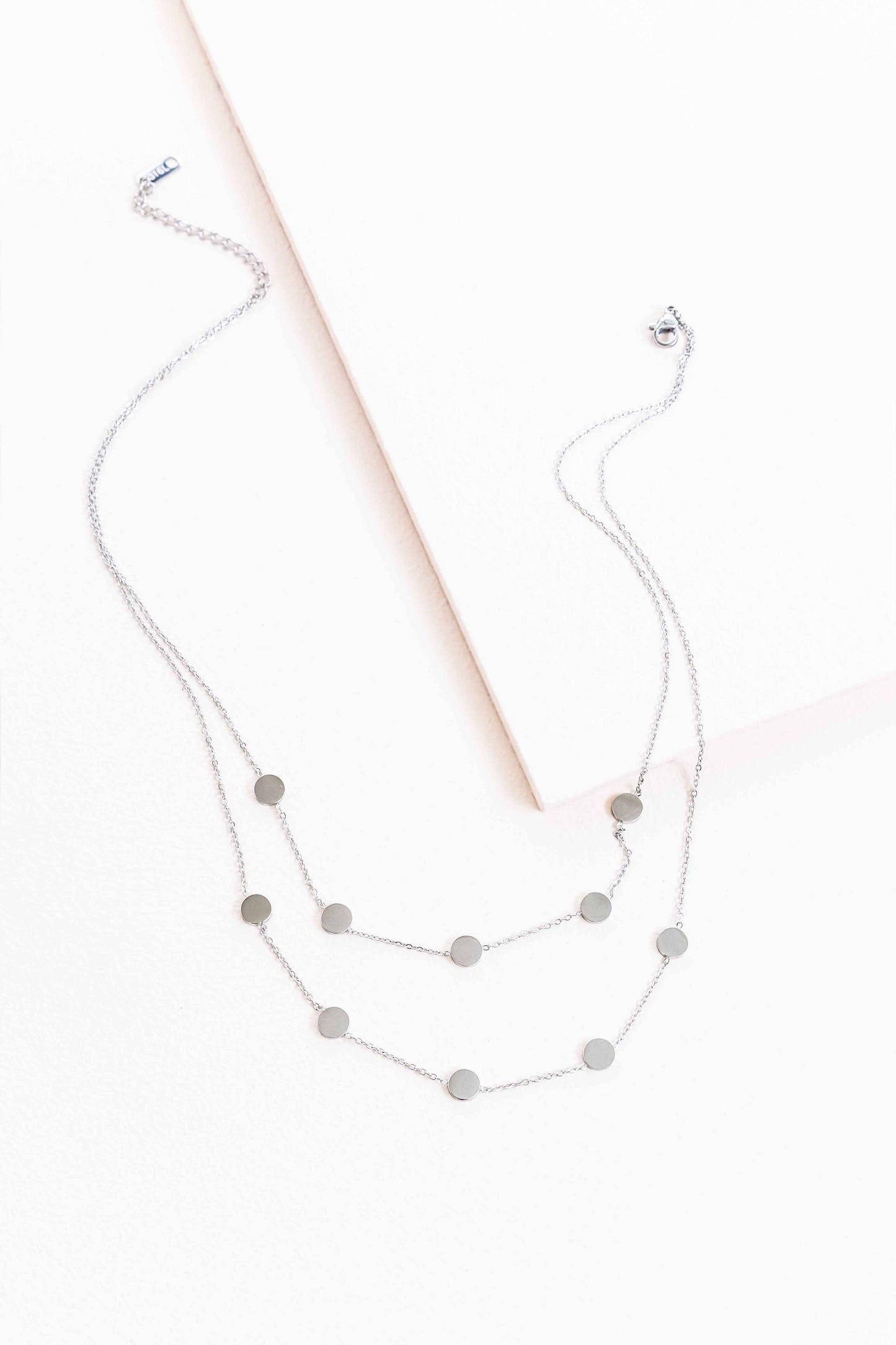Lovoda - Party Favors Double Layered Necklace