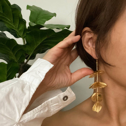 EY101 Ellison+Young - Artful Filigree Flower Drop Earrings