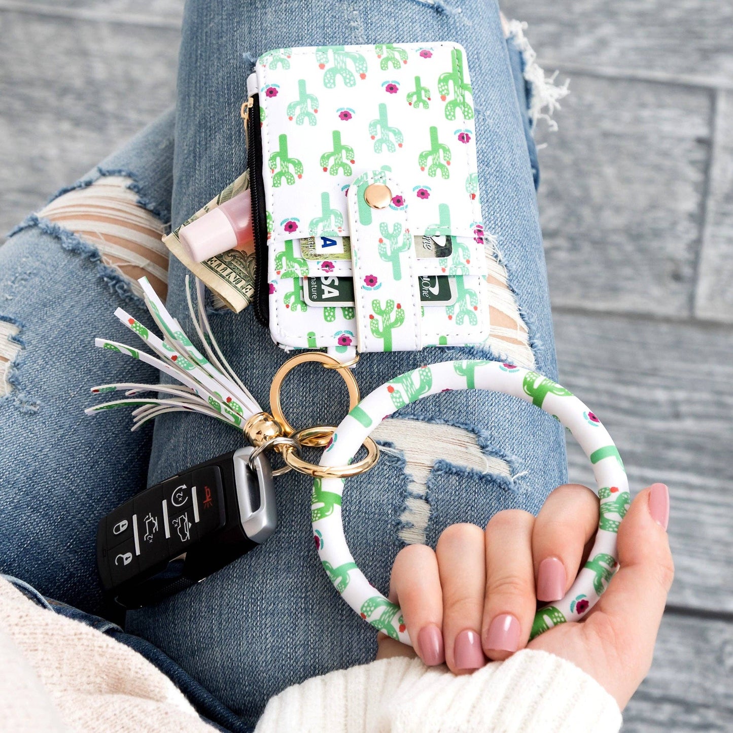 Aili's Corner - Key Ring ID Wallet Zip Bracelet
