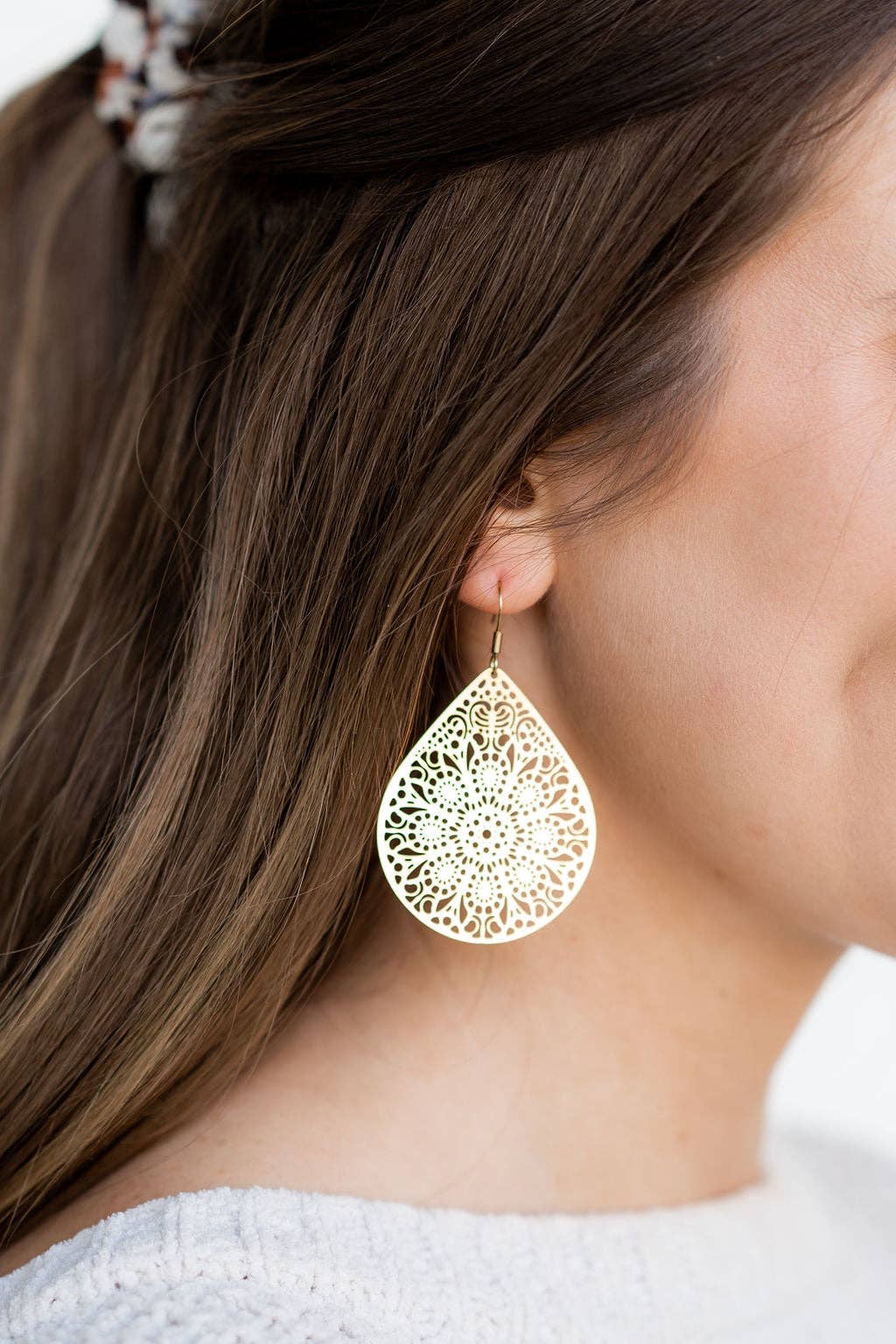 Spiffy & Splendid - Camilla Pendant Earrings - Gold // Jewelry