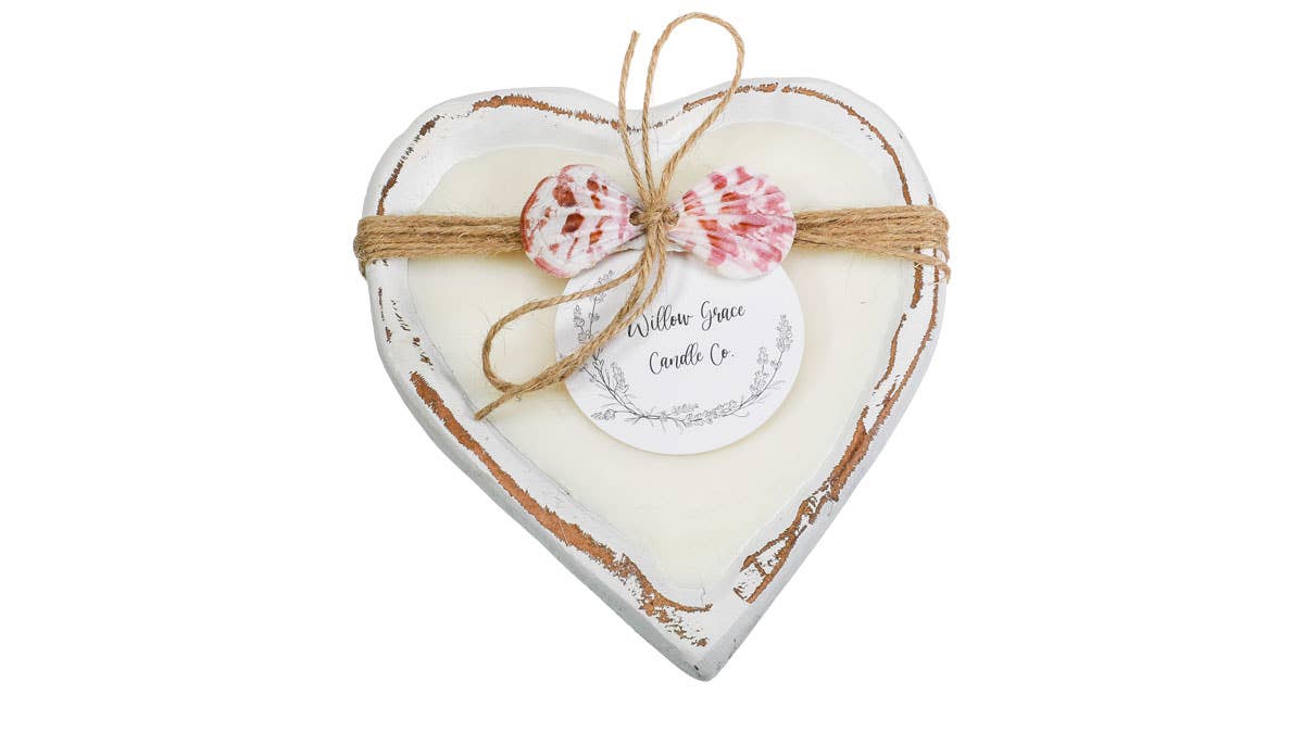 WGC108 Willow Grace Candle Co - Small Heart Dough Candle