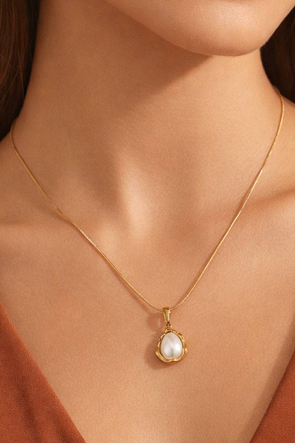 MA219 Mia Accessories - 18K Gold PVD Plated Stainless Steel Minimal Pearl Necklace – 7977