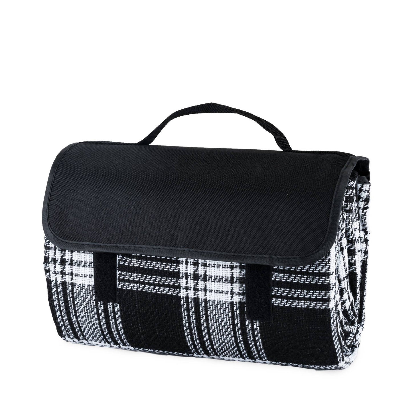 TRUE - Dine Picnic Blanket in Black Plaid