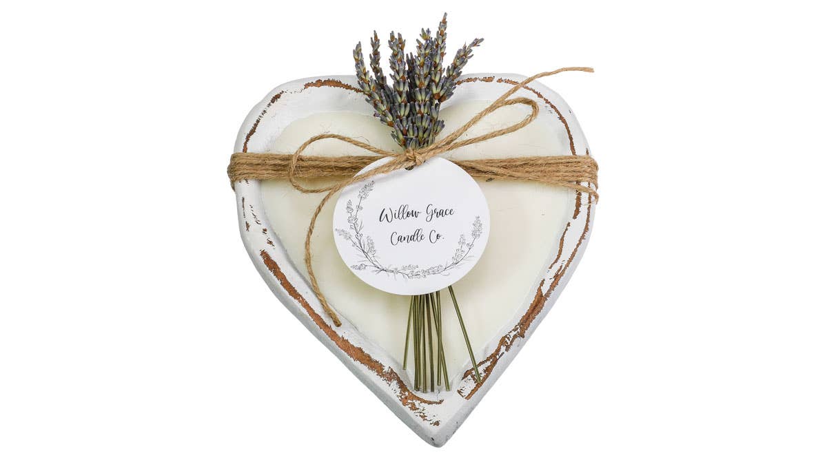 WGC108 Willow Grace Candle Co - Small Heart Dough Candle
