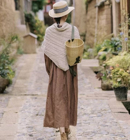 JC Sunny Fashion - JC63305 Hand Crafted Buckle Triangular Shawl