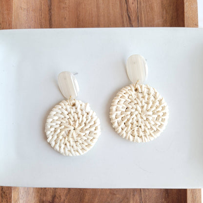 Spiffy & Splendid - Dominica Earrings - Light Rattan Seashell // Resort, Jewelry