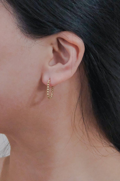 Lovoda - Oval Bubble Hoop Earrings | Gold