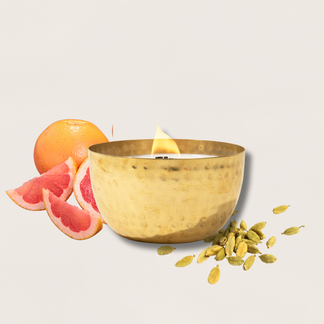 Woodsy Homelife - Grapefruit & Cardamom Tea-Solid Brass 14oz Pure Soy Candle