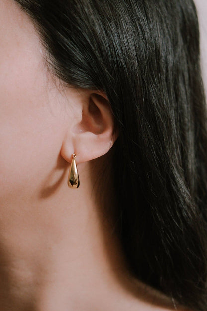Lovoda - Curved Hoop Earrings | Gold