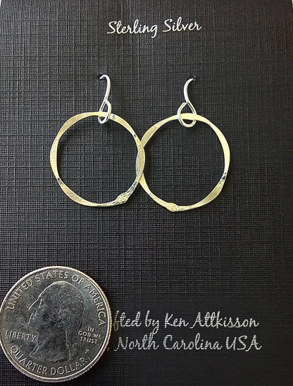 ER61 Ken’s handcrafted jewelry - Sterling Silver Earrings Circle Hammered
