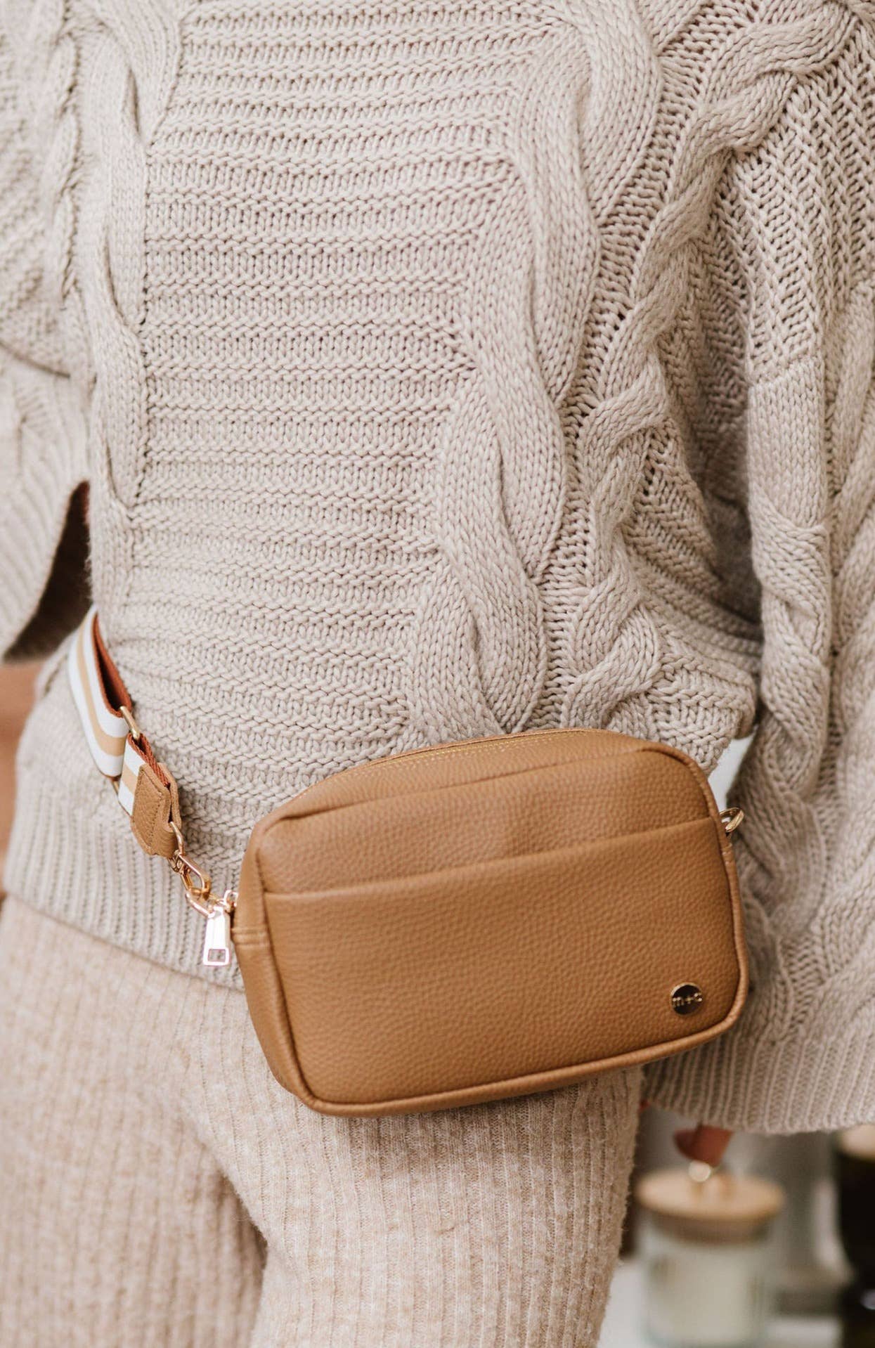 modern and chic - Willow Crossbody Belt Fanny Waist Sling Purse Bag