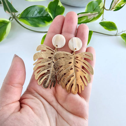Spiffy & Splendid - Belize Earrings - Ivory // Plant, Resort, Jewelry