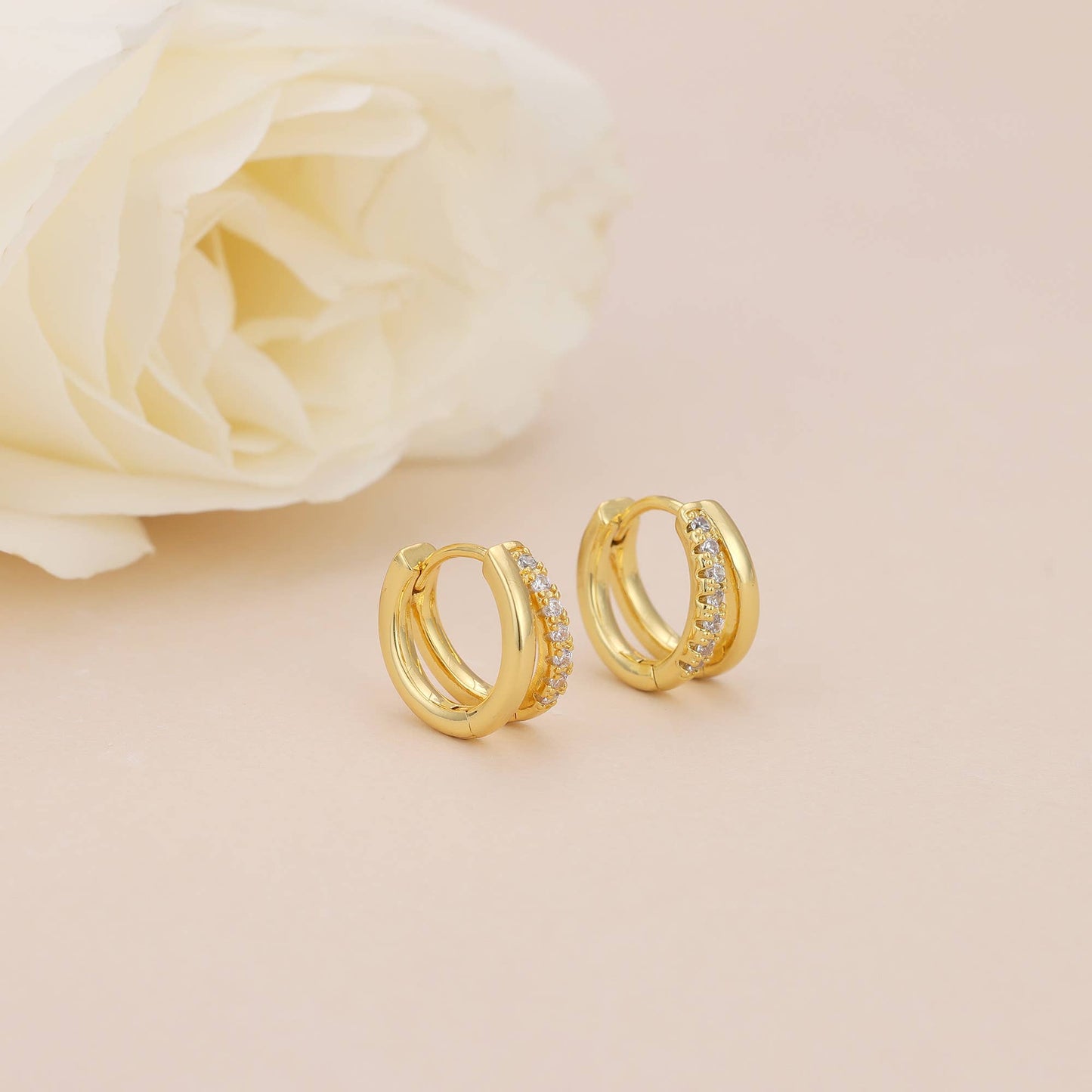 Melange Blanc - E182 double hoop huggie earring, double hoop earring