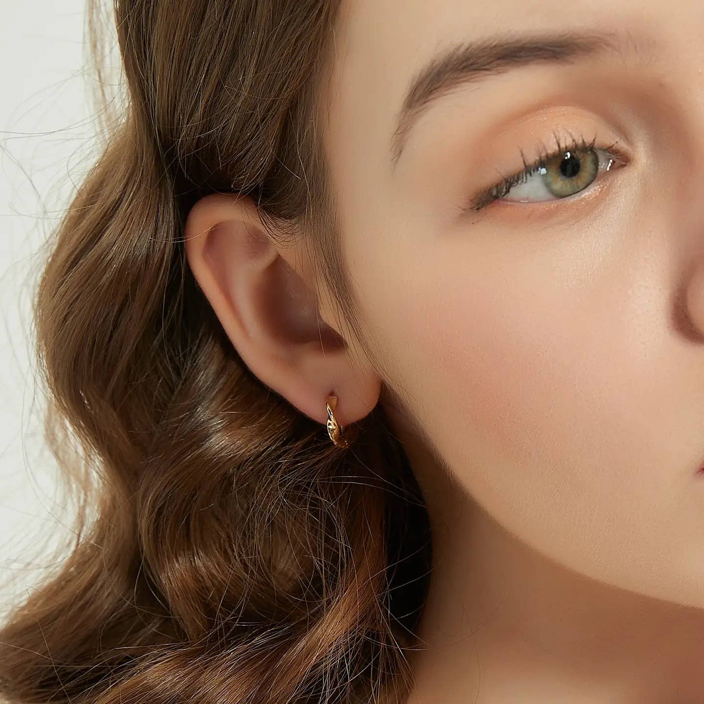 Melange Blanc - Ariel twisted huggie hoop earrings, twist hoop earrings