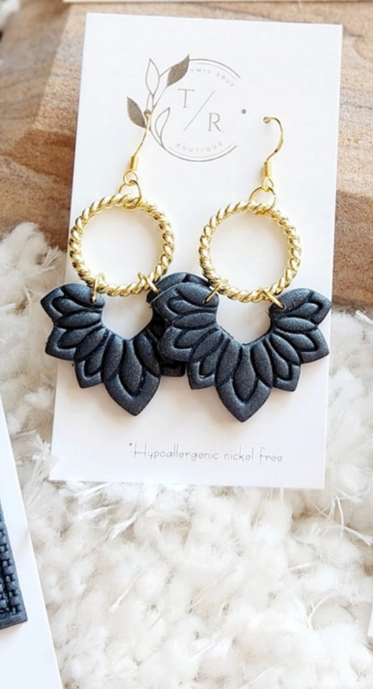 Twig & Rue boutique - Midnight clay collection